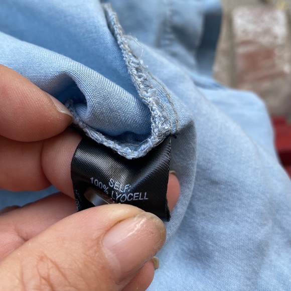 Lulu’s beautiful blue short dress w/ buttons & tie. So pretty and flattering - Picture 7 of 10